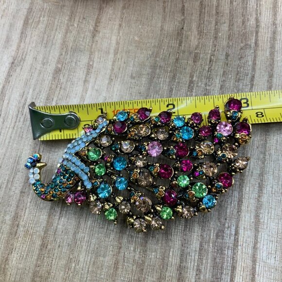 Peacock Jeweled Multi Colored Rhinestone Vintage Style Gold Tone Brooch - Picture 2 of 7